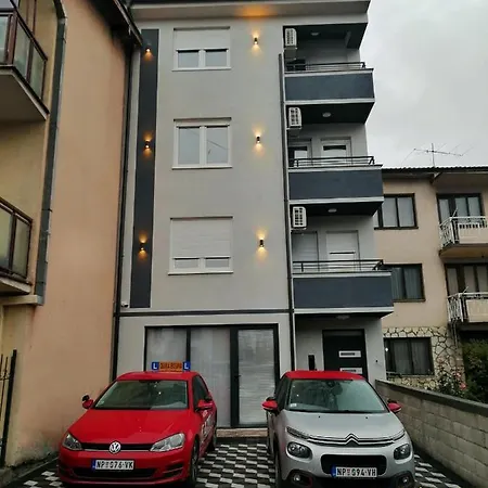 Demir Apartment *